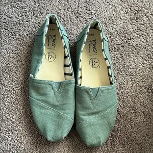 Toms Women's Green Canvas Shoes
